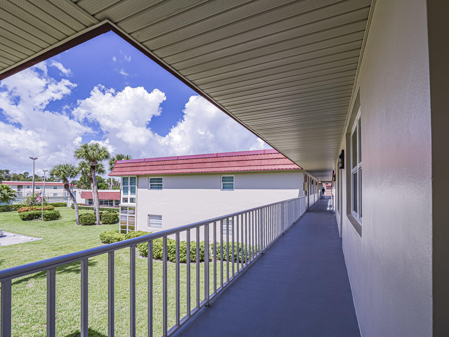 VISTA ROYALE PHASE IV BLDGS 83-111 - Residential