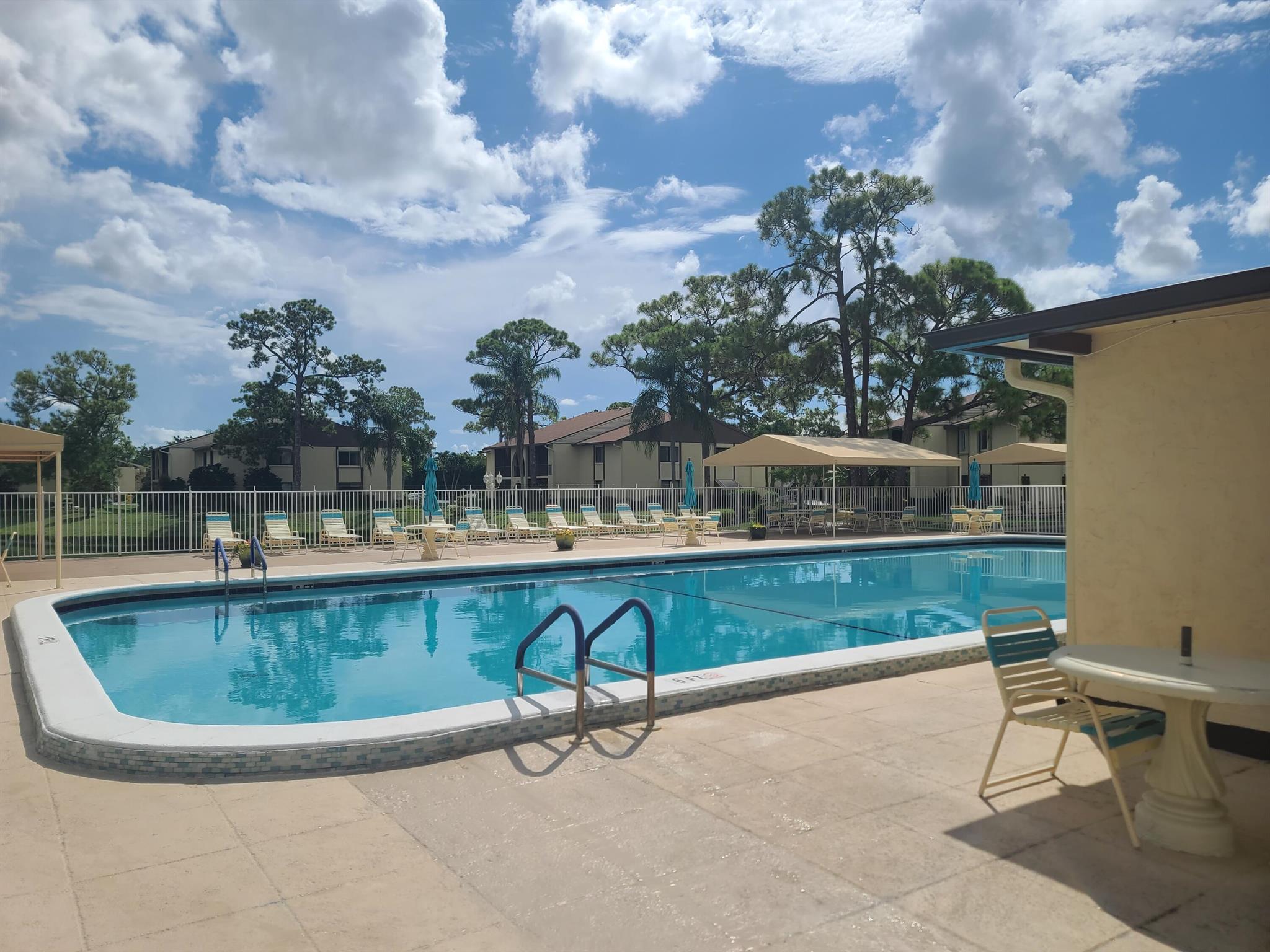 PINE RIDGE SOUTH III COND - Residential Lease