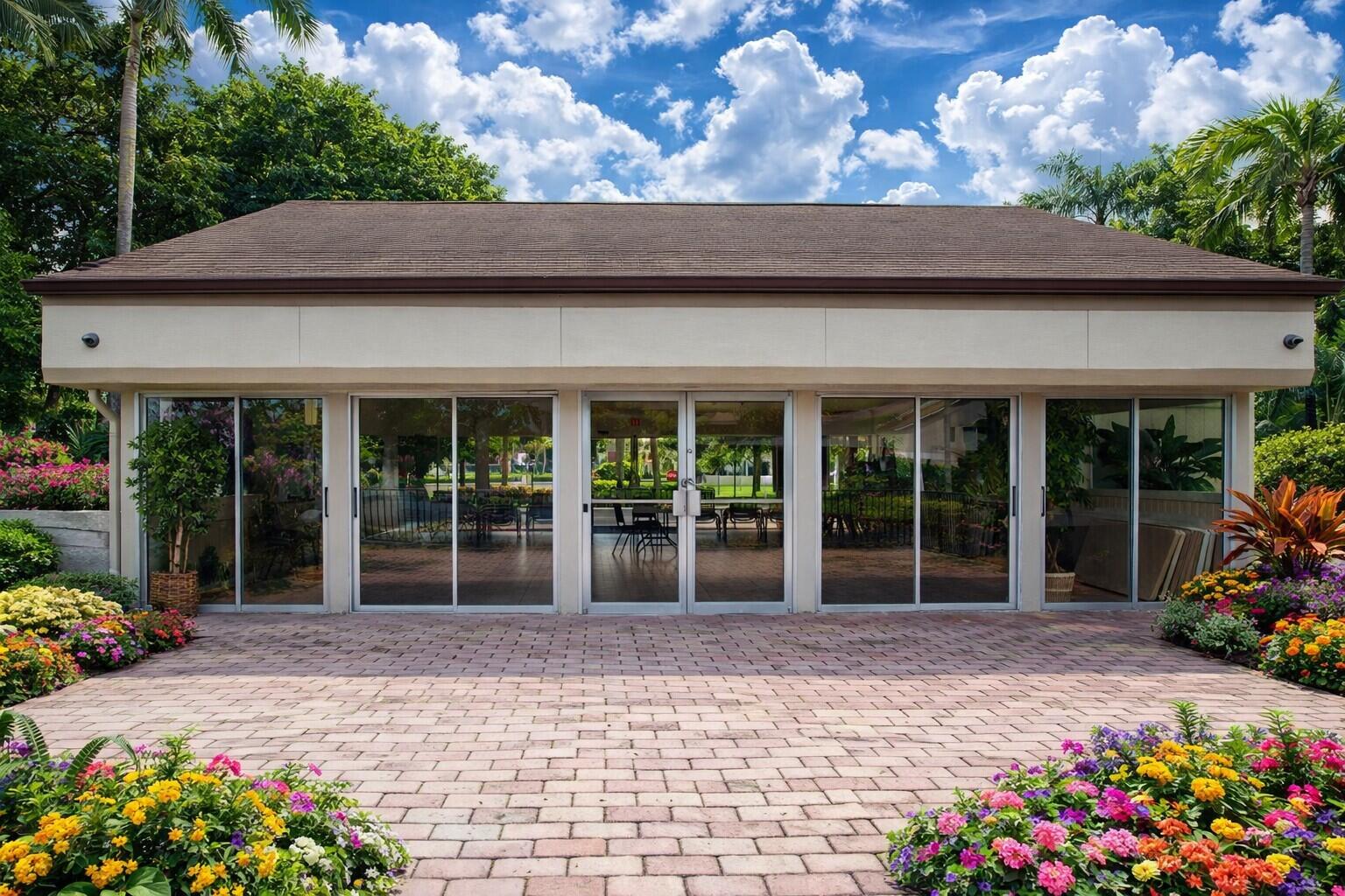 GARDENS NORTH EIGHT CONDO - Residential