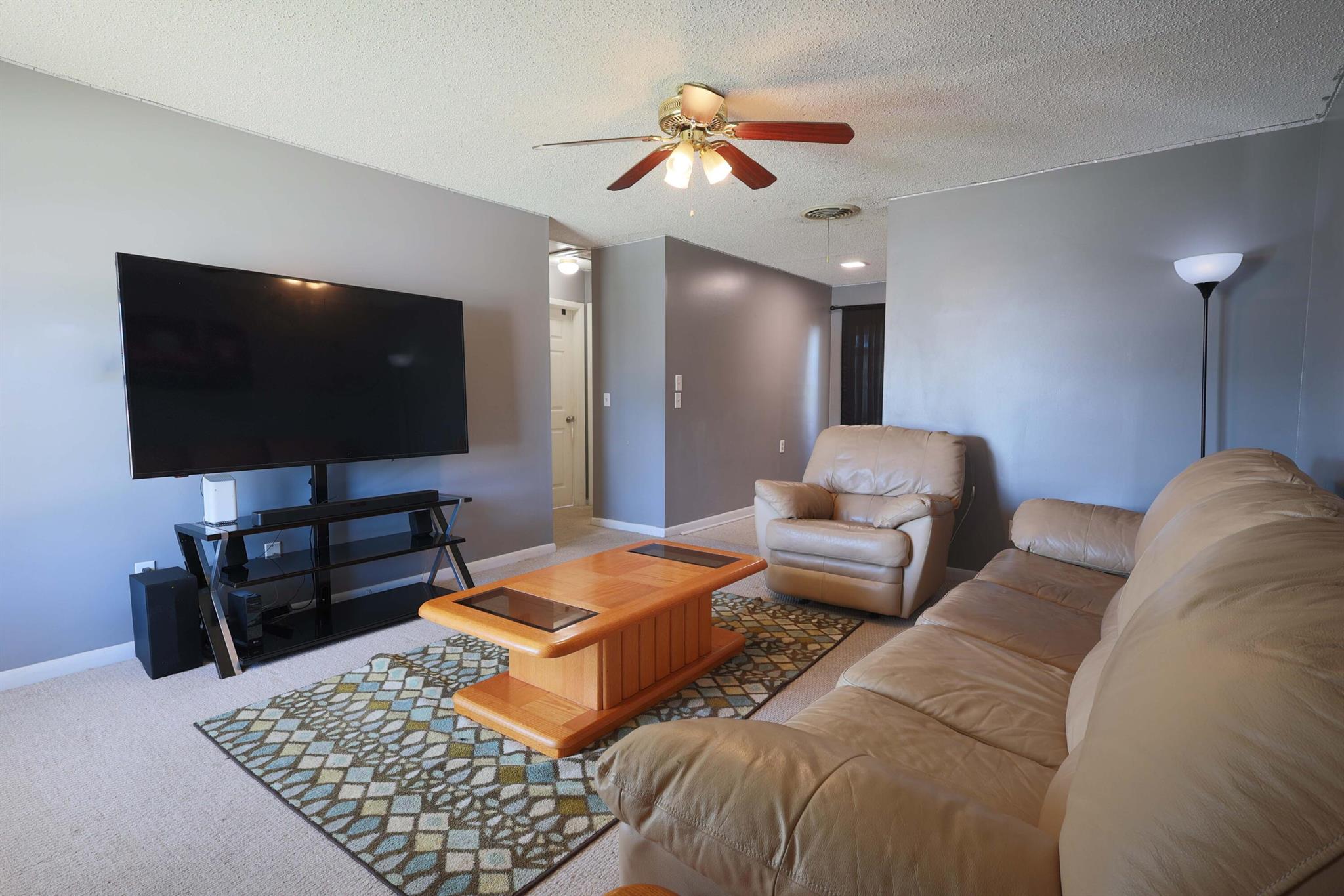 Photo 4 of 12 of 2159 NE Rustic Way house