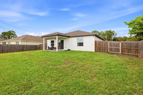 Tiny photo for 1158 SW Del Rio BLVD, Port Saint Lucie, FL 34953 (MLS # B26037038)