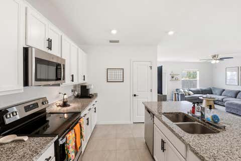 Tiny photo for 1158 SW Del Rio BLVD, Port Saint Lucie, FL 34953 (MLS # B26037038)