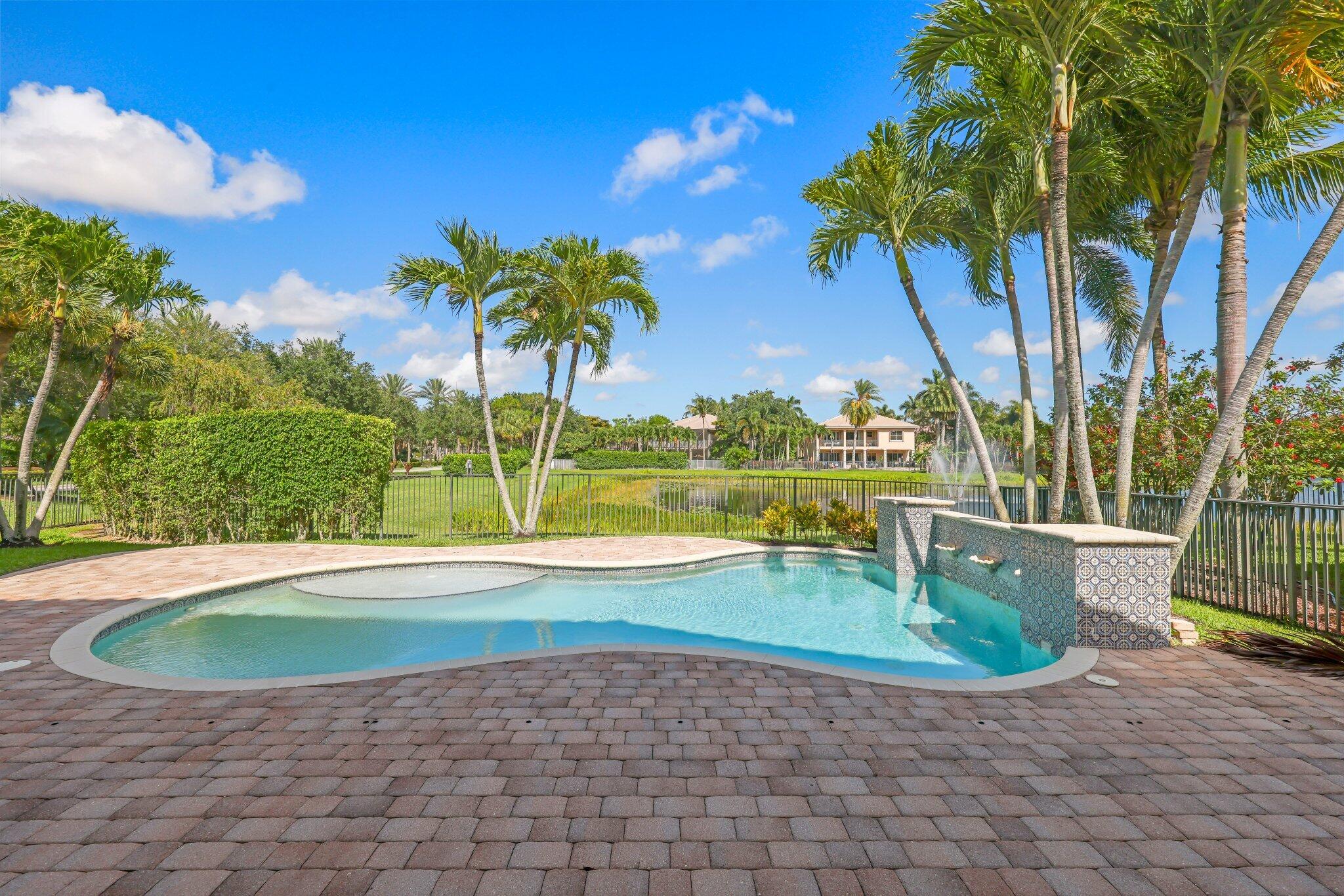 CANYON LAKES - Residential