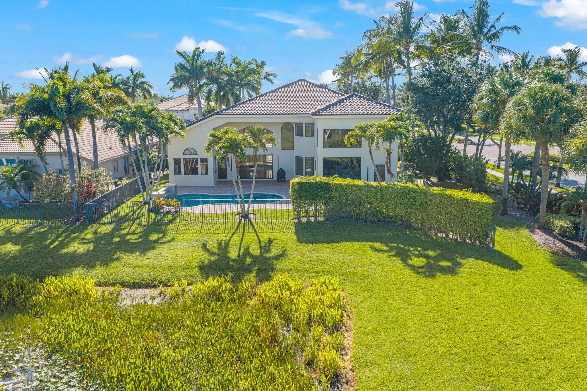CANYON LAKES - Residential