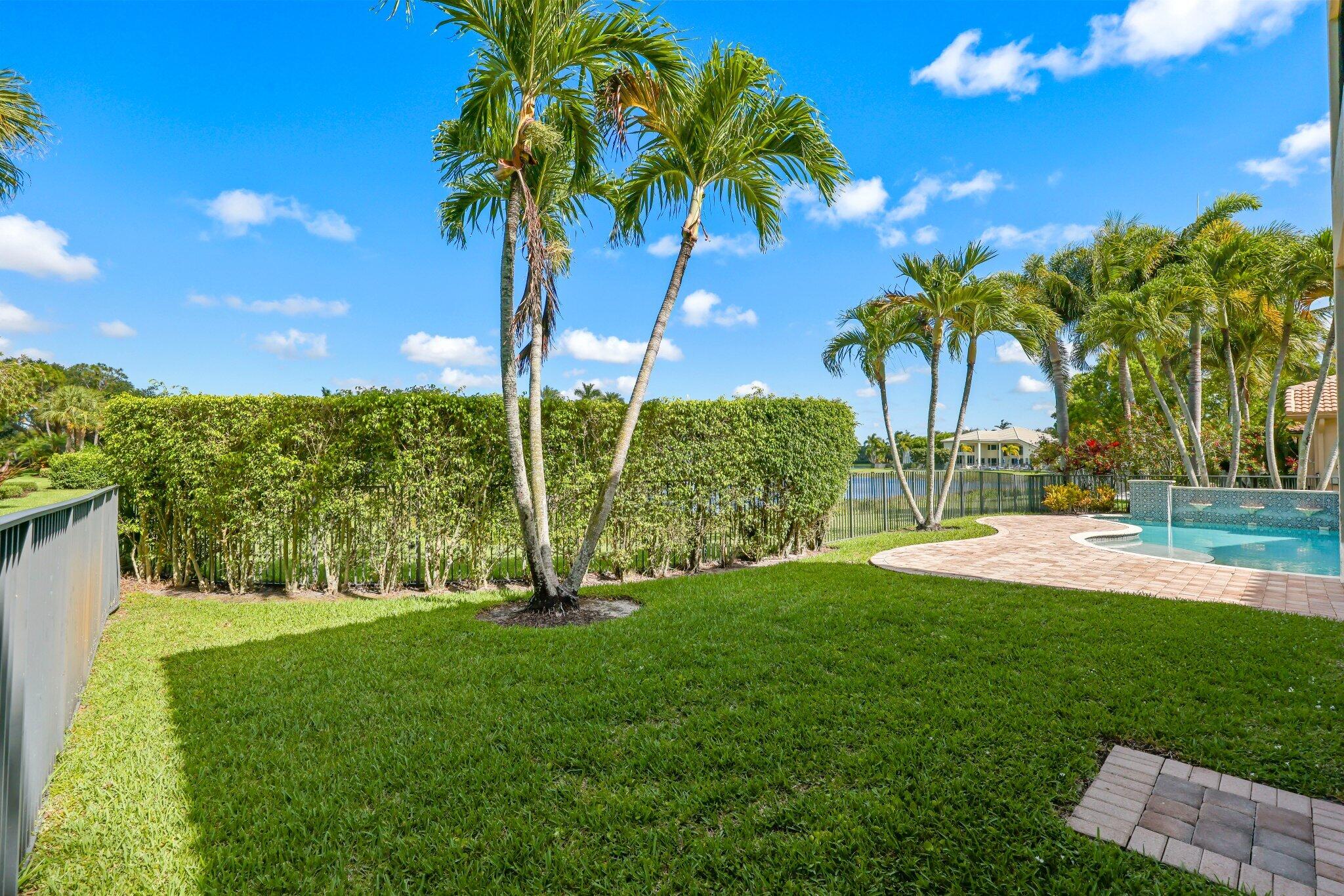 CANYON LAKES - Residential