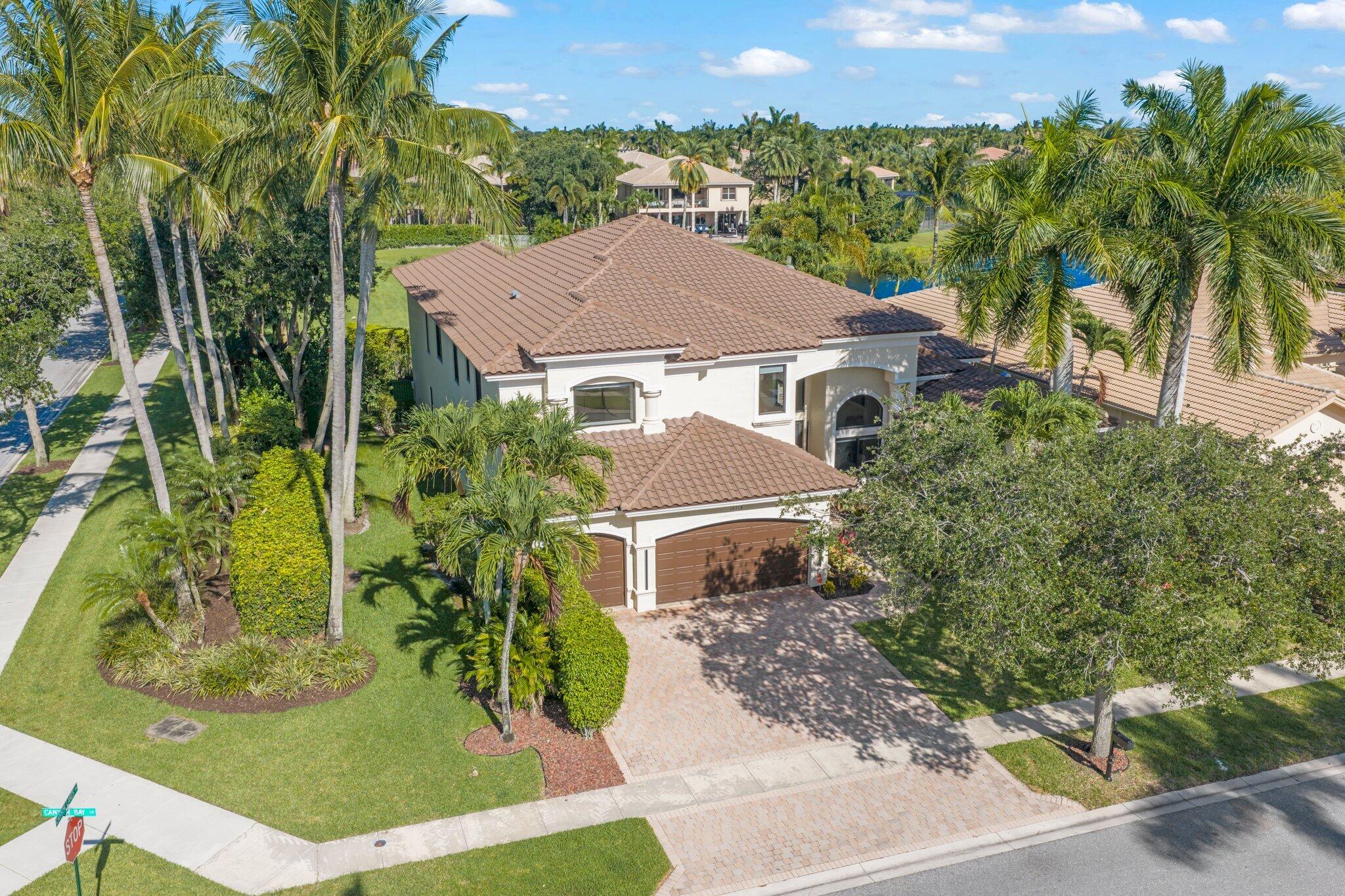 CANYON LAKES - Residential