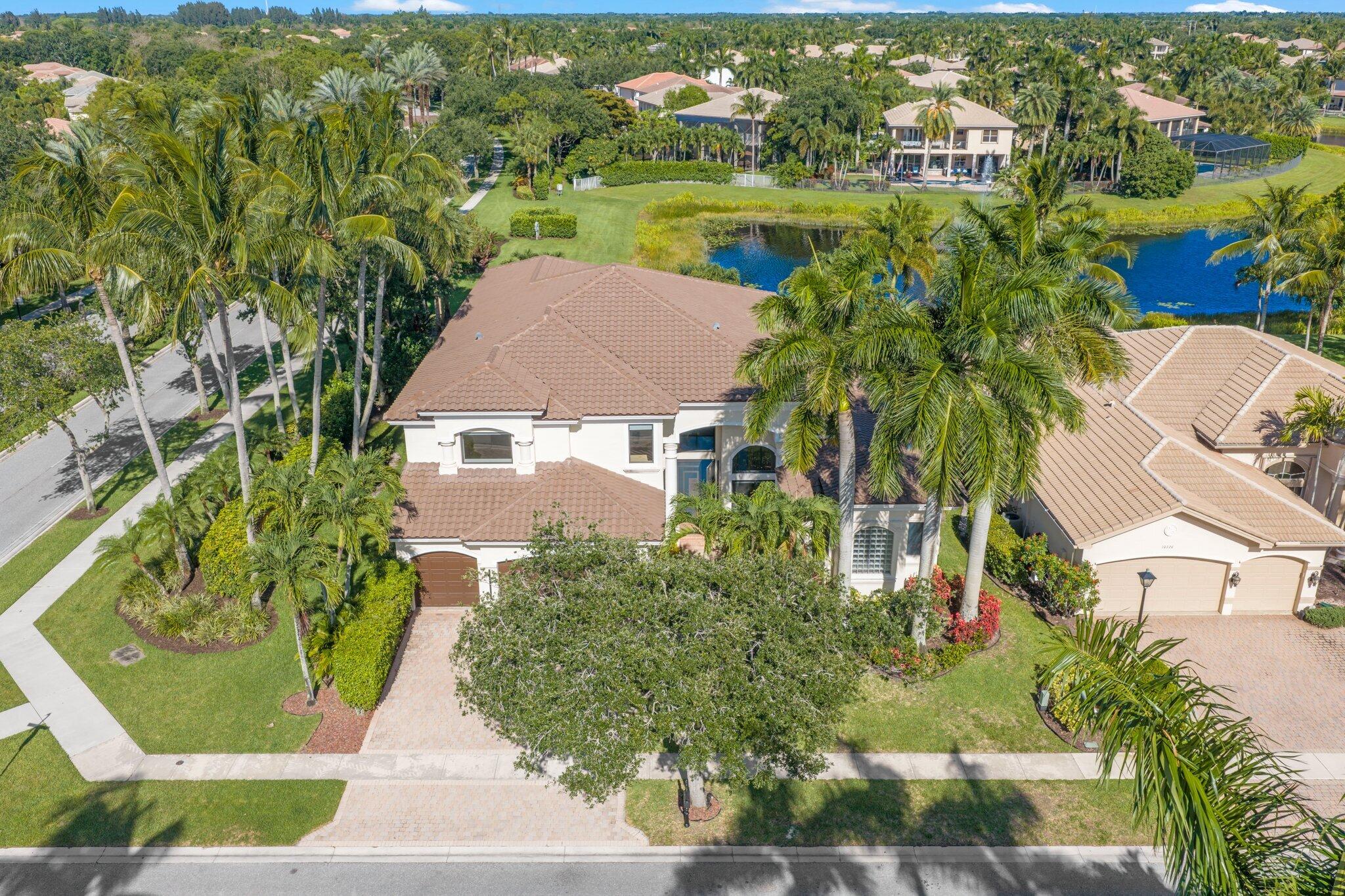 CANYON LAKES - Residential
