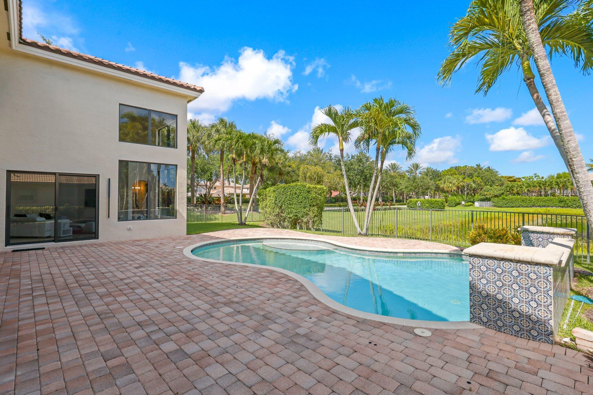 CANYON LAKES - Residential