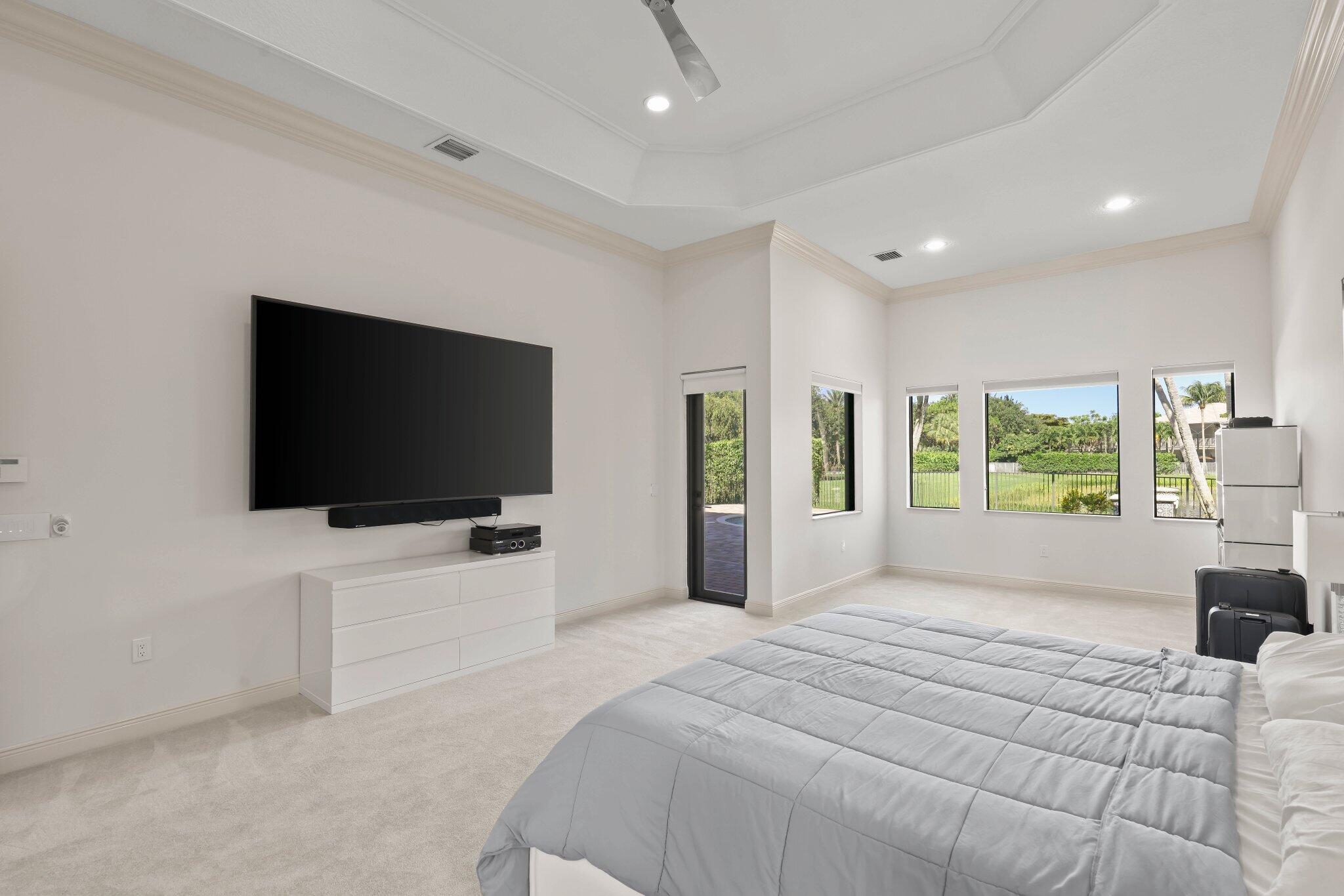 CANYON LAKES - Residential
