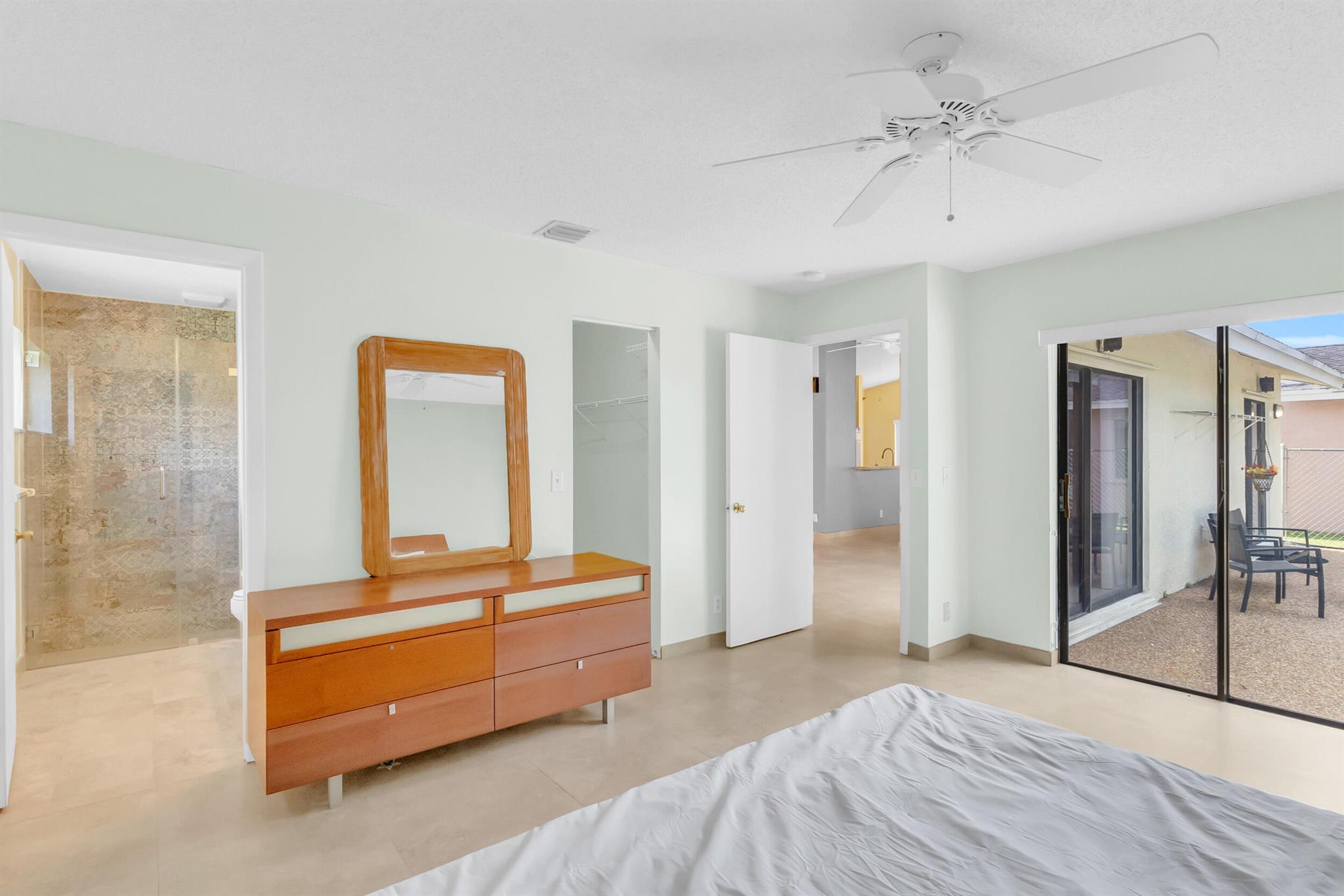 NOB HILL VILLAGE - Residential
