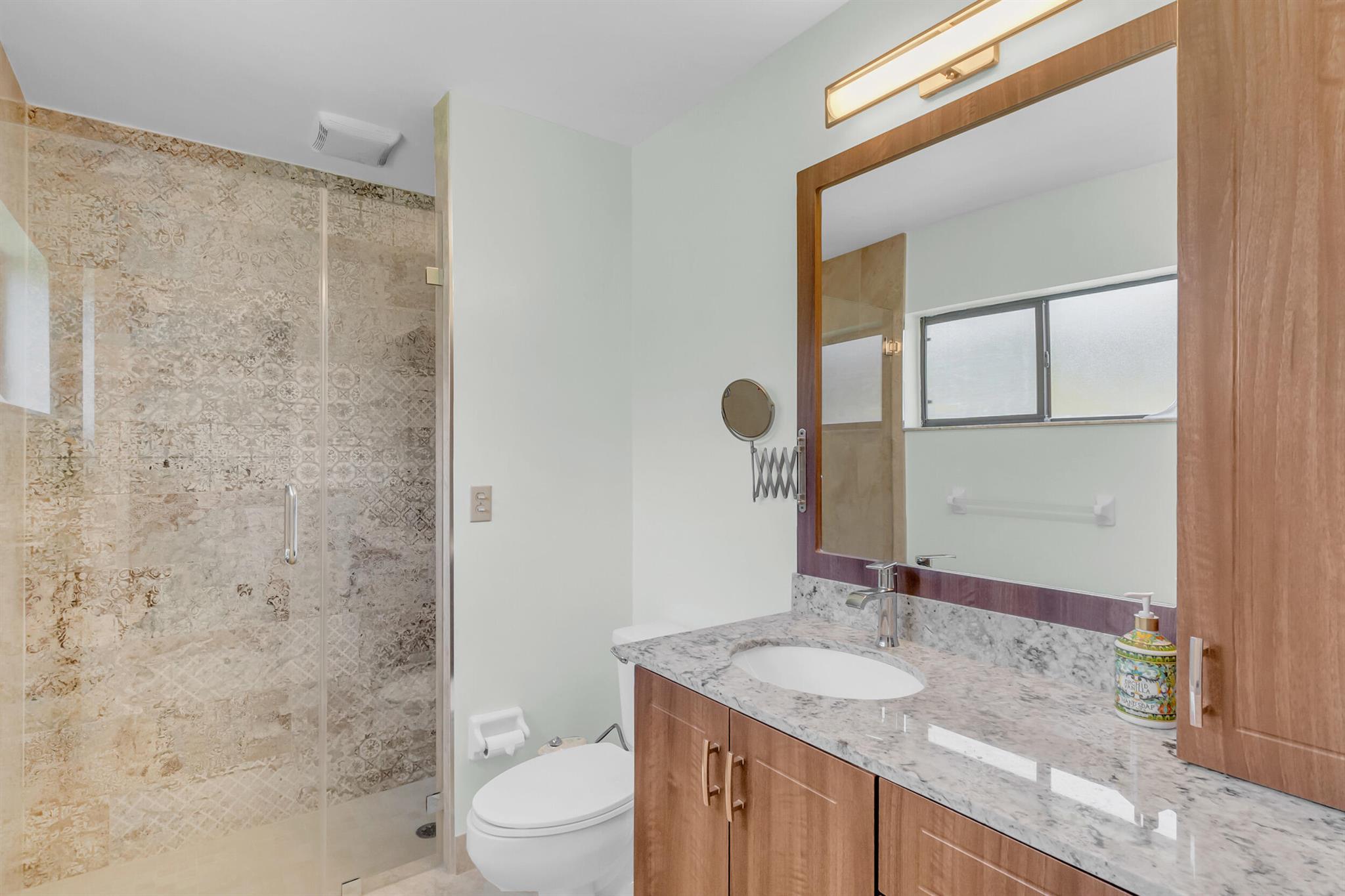 NOB HILL VILLAGE - Residential