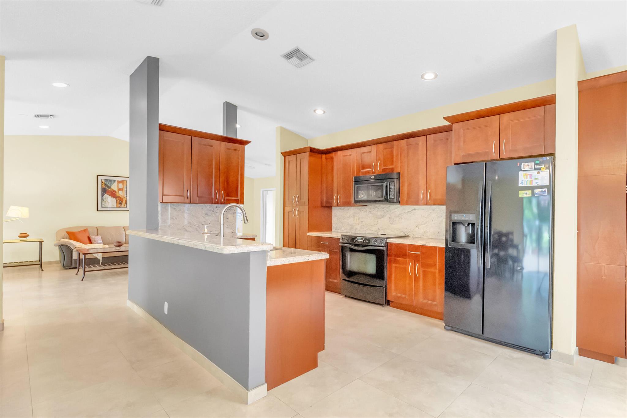 NOB HILL VILLAGE - Residential