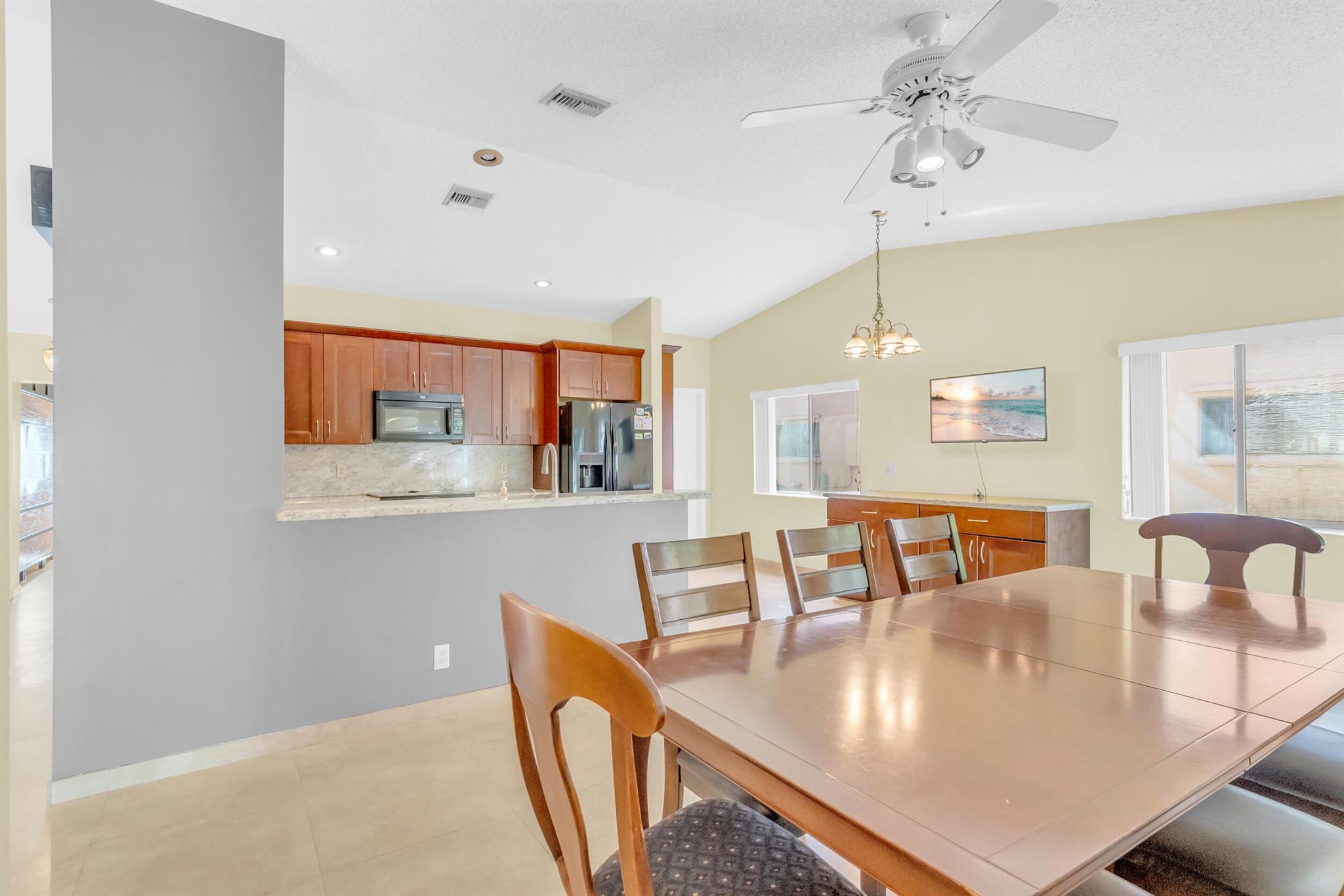 NOB HILL VILLAGE - Residential