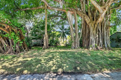 523 S M 1 Street 1 Lake Worth Beach FL 33460