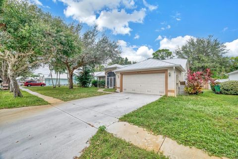 A home in Port St Lucie