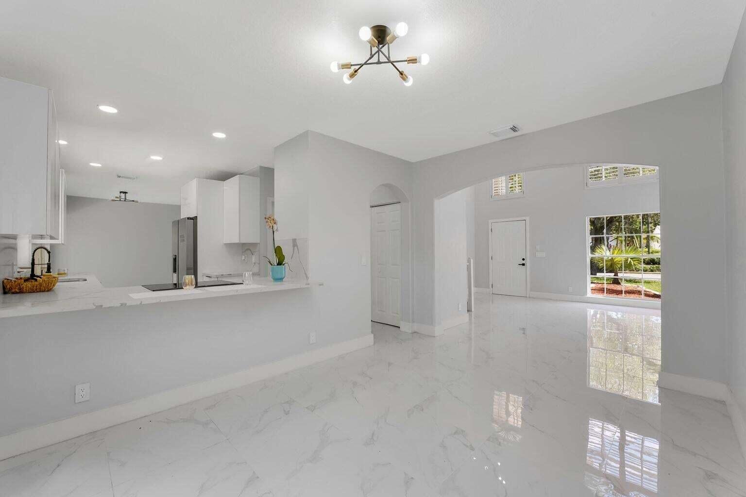 WOODSIDE ESTATES - Residential