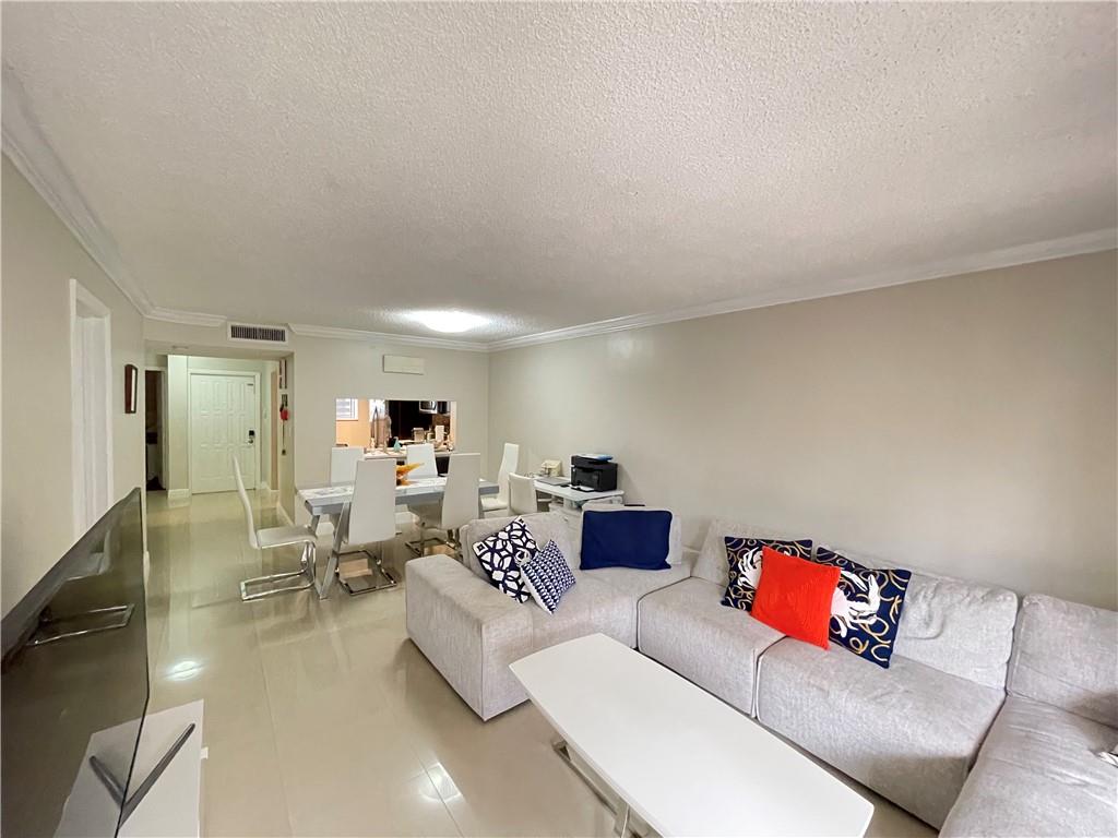 VILLAS AT MEADOW LAKES - Residential