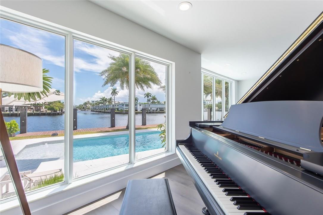 Sunrise Key 45-6 B - Residential