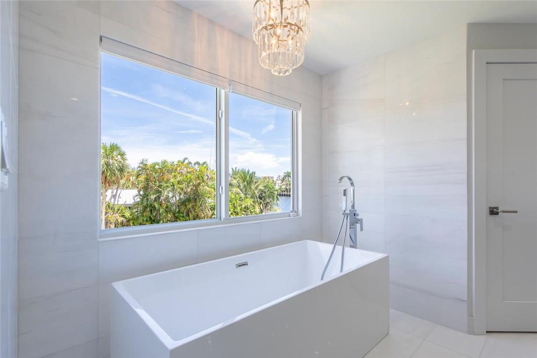 Sunrise Key 45-6 B - Residential