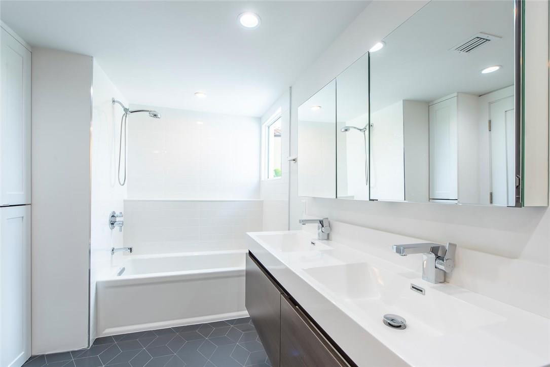 Sunrise Key 45-6 B - Residential