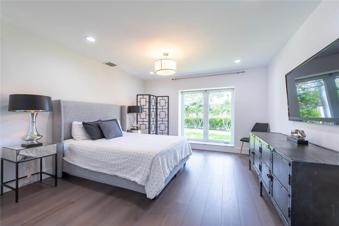 Sunrise Key 45-6 B - Residential