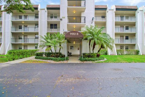 Condominium in Davie FL 9430 Poinciana Place Pl.jpg