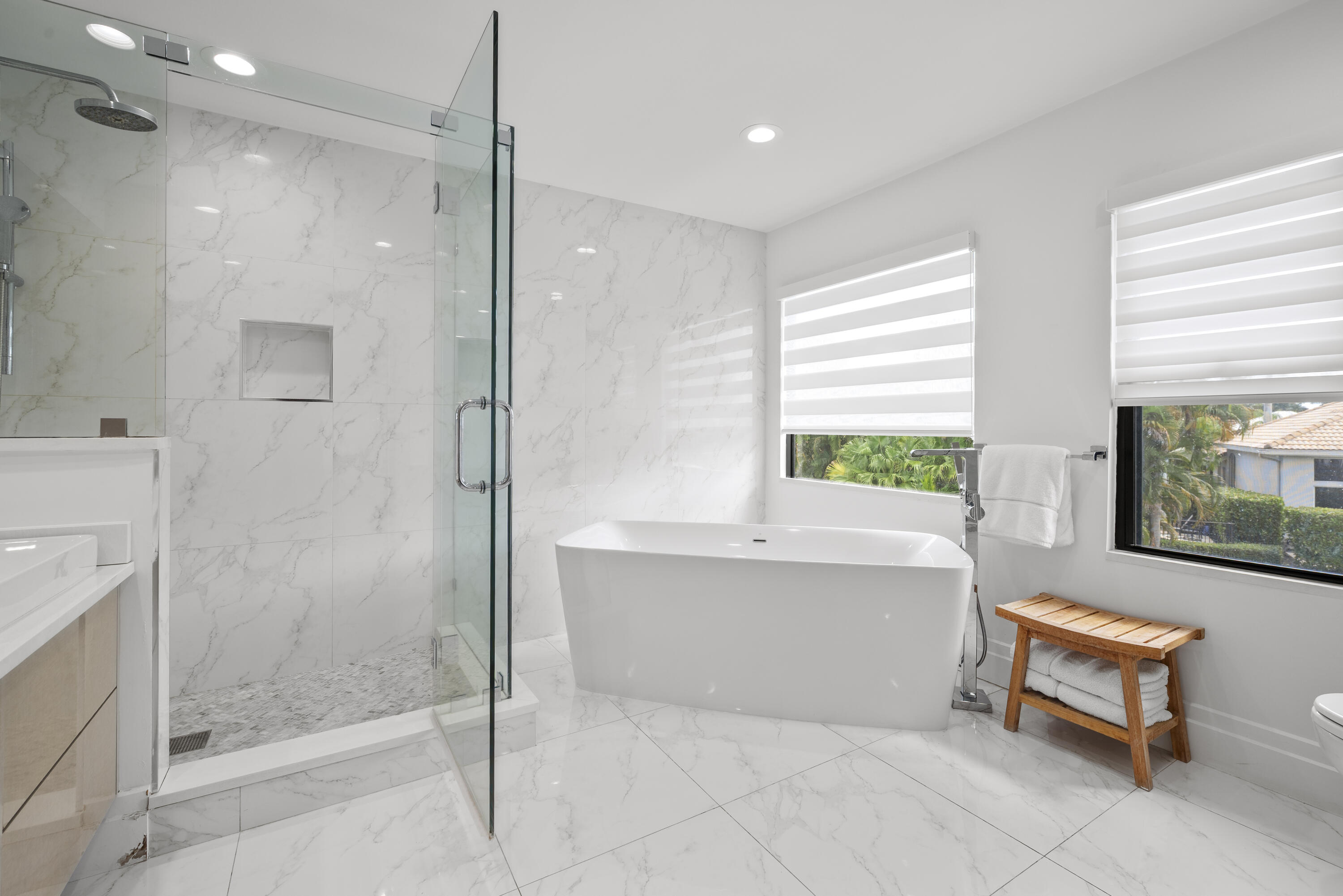 VICTORIA ISLES - Residential