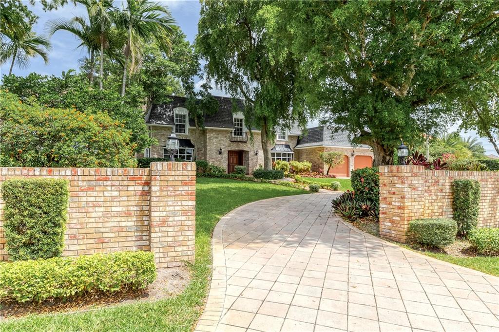 Coral Ridge Country Club - Residential