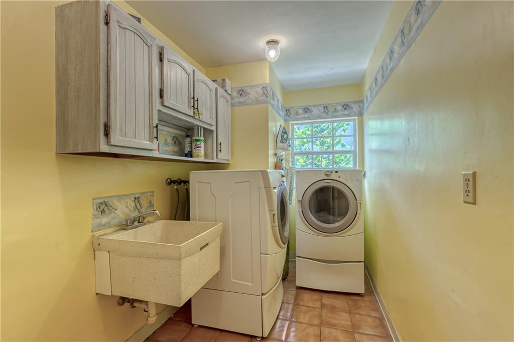 Coral Ridge Country Club - Residential