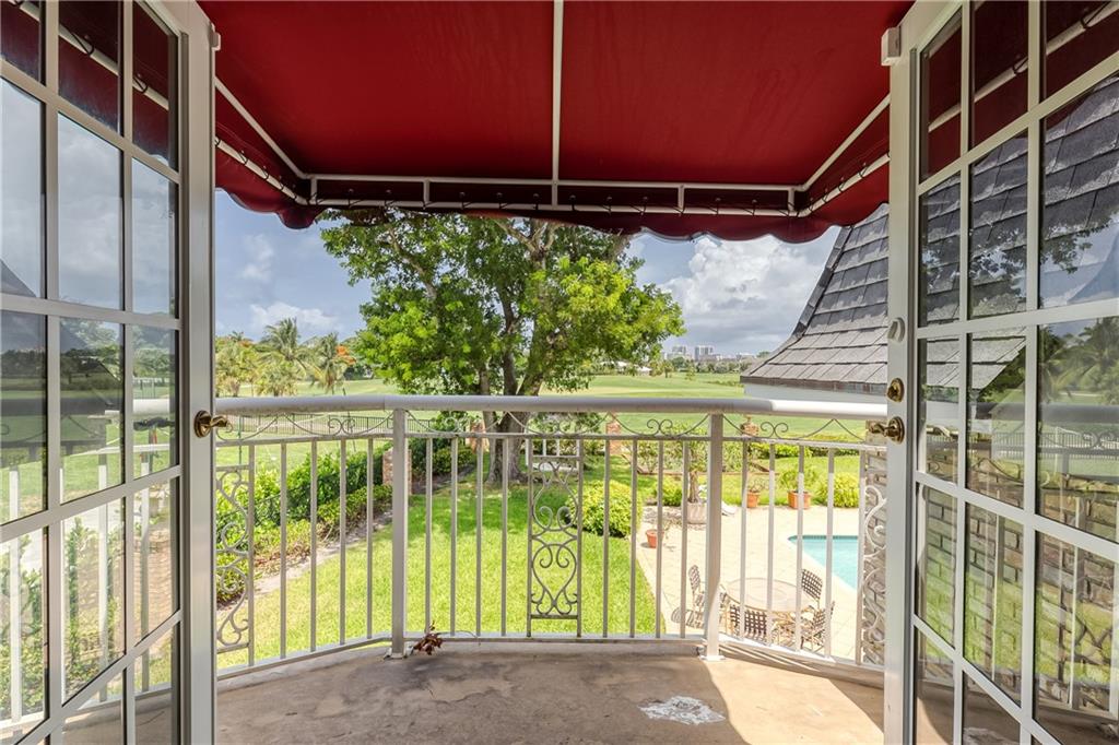 Coral Ridge Country Club - Residential