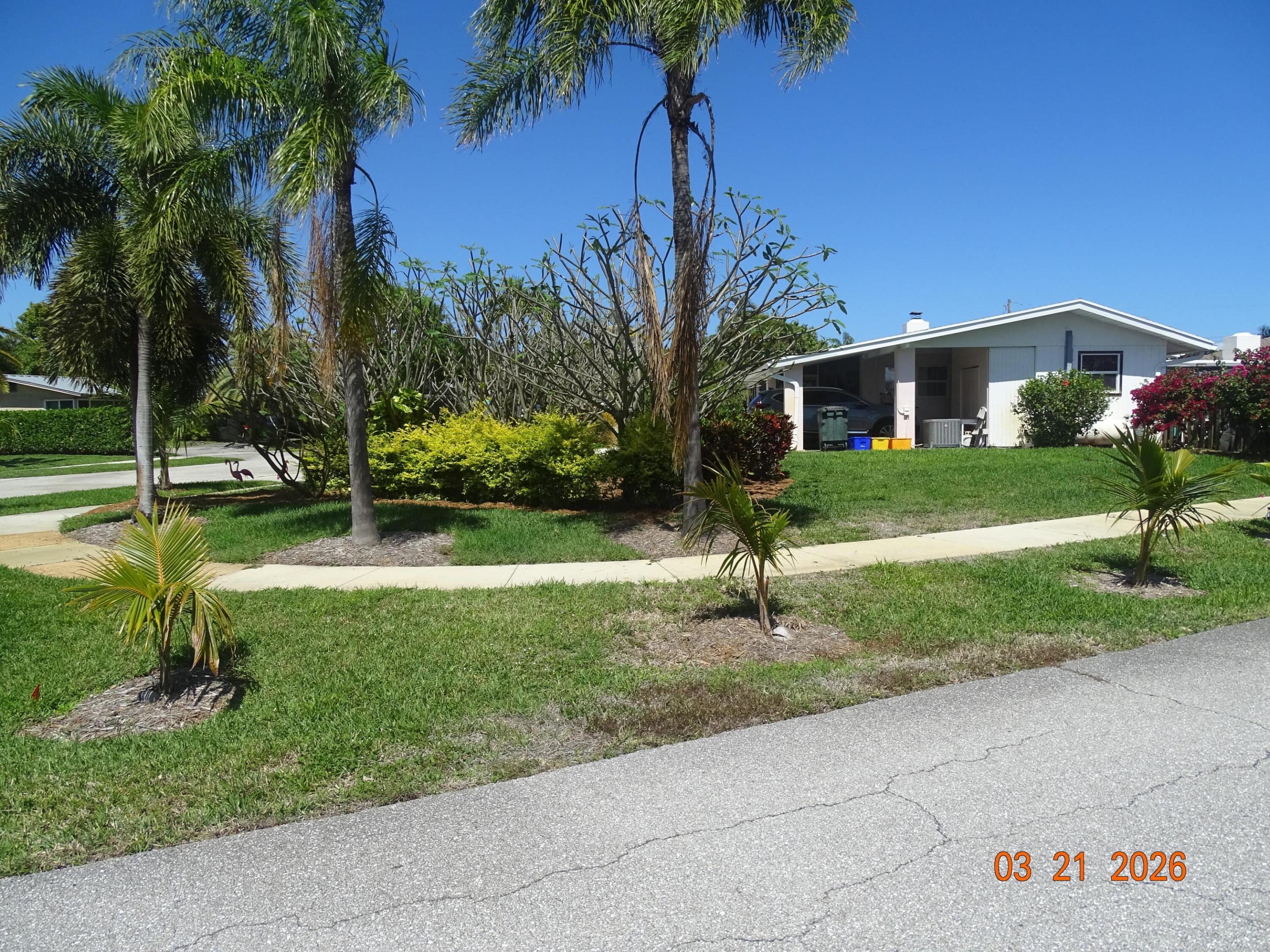 UNIVERSITY GARDENS - Residential