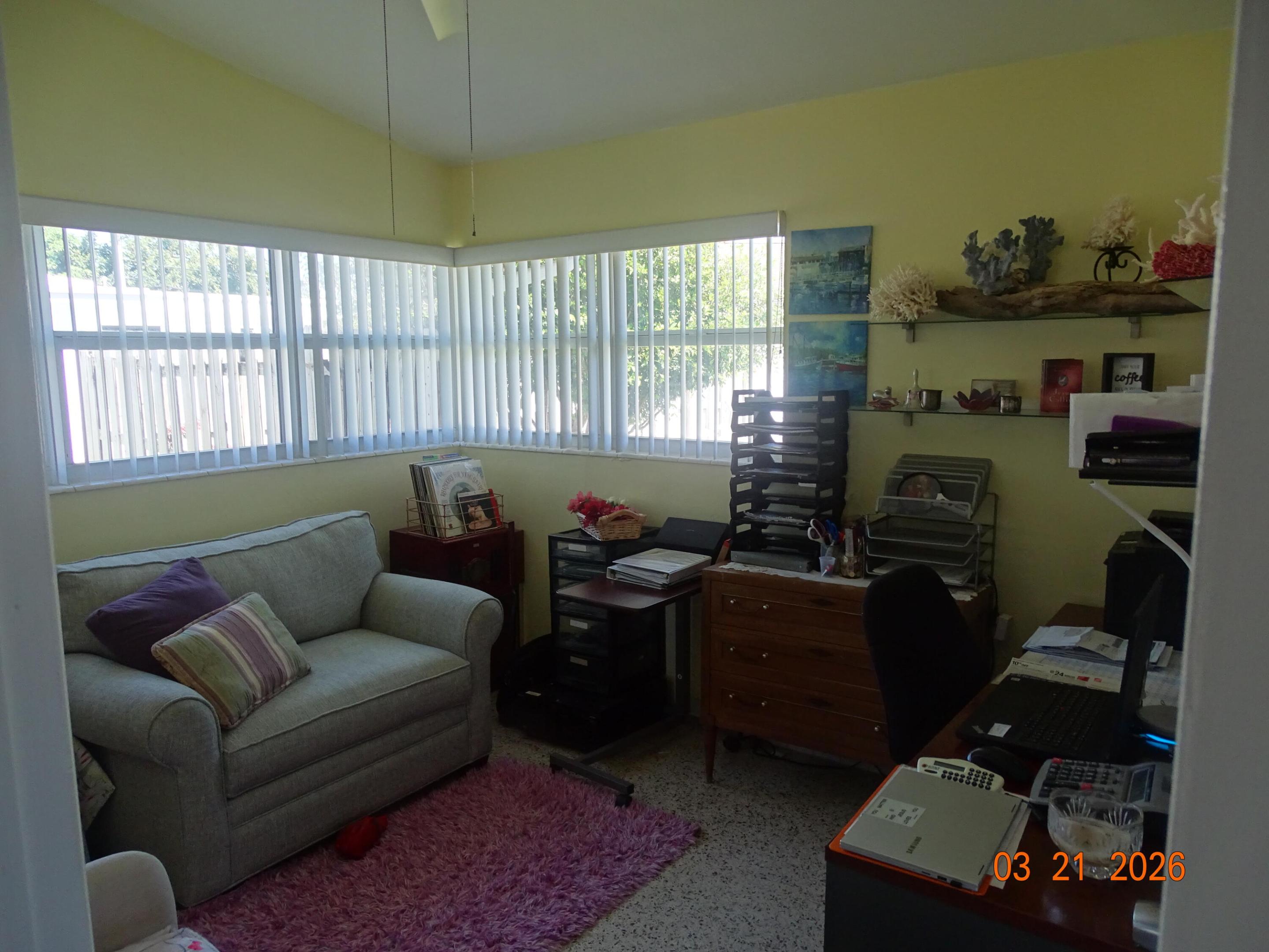 UNIVERSITY GARDENS - Residential