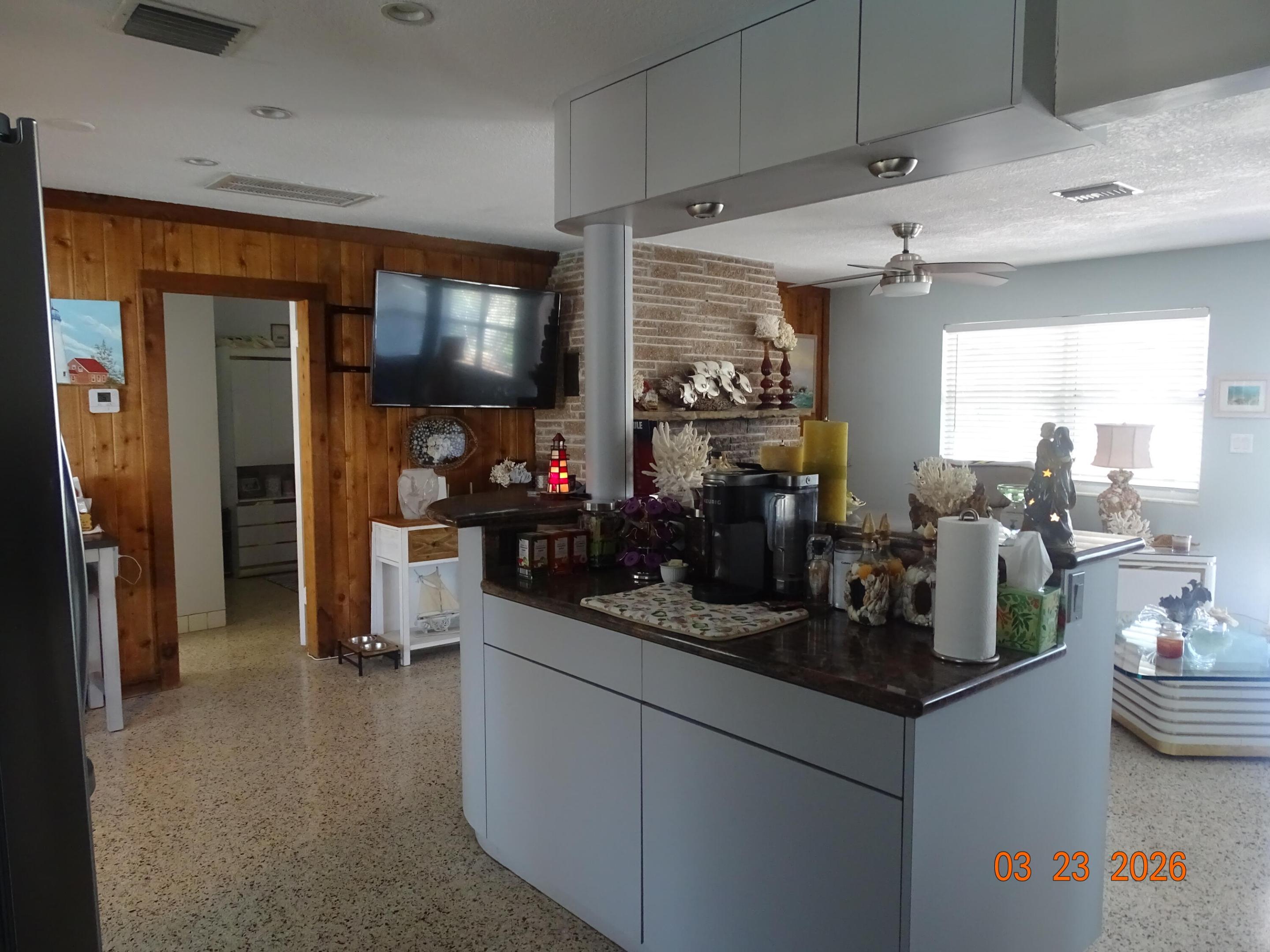 UNIVERSITY GARDENS - Residential