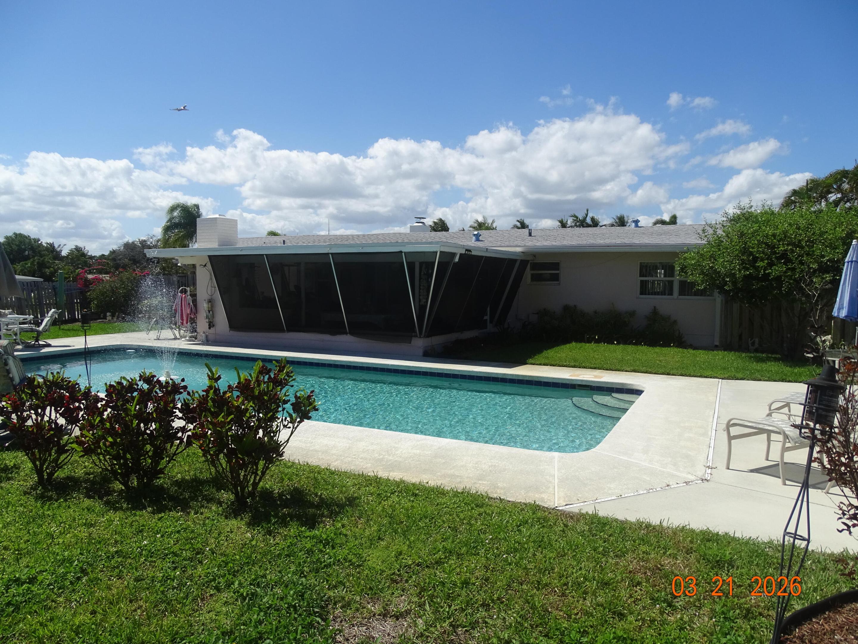 UNIVERSITY GARDENS - Residential