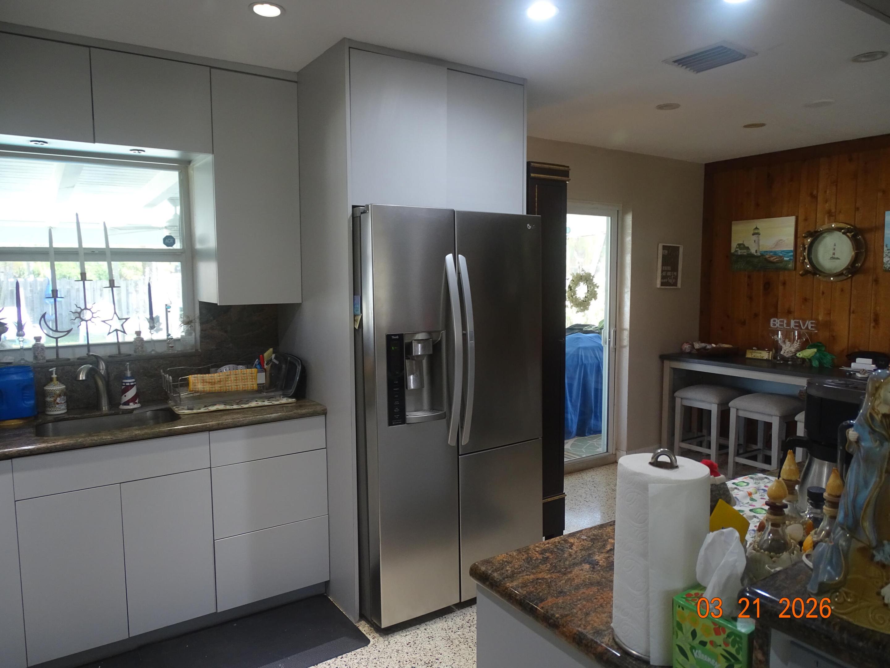 UNIVERSITY GARDENS - Residential