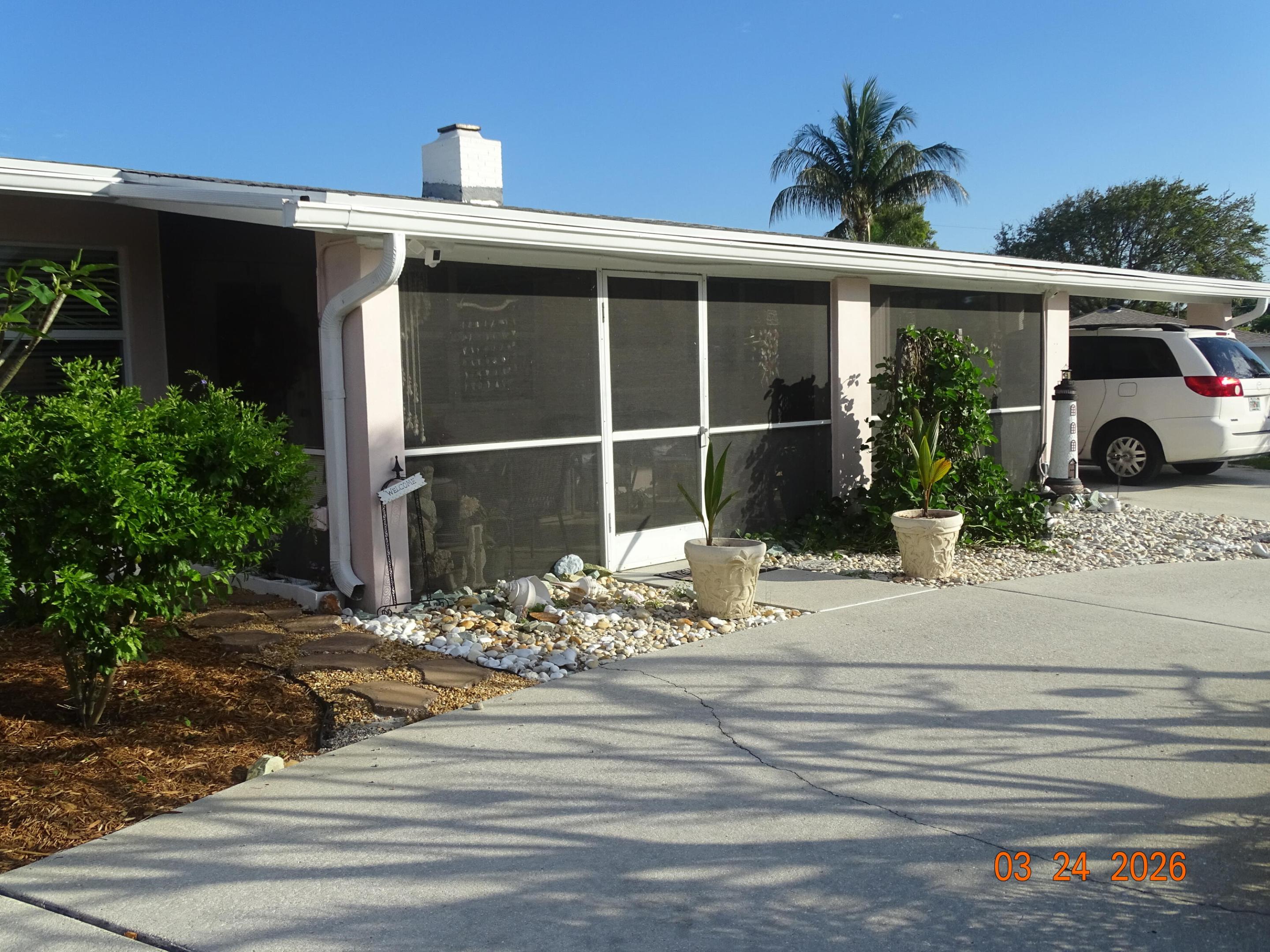 UNIVERSITY GARDENS - Residential