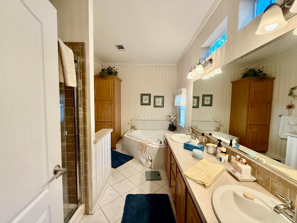 Maralago Cay - Residential