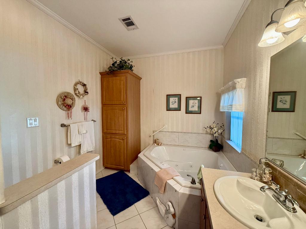 Maralago Cay - Residential