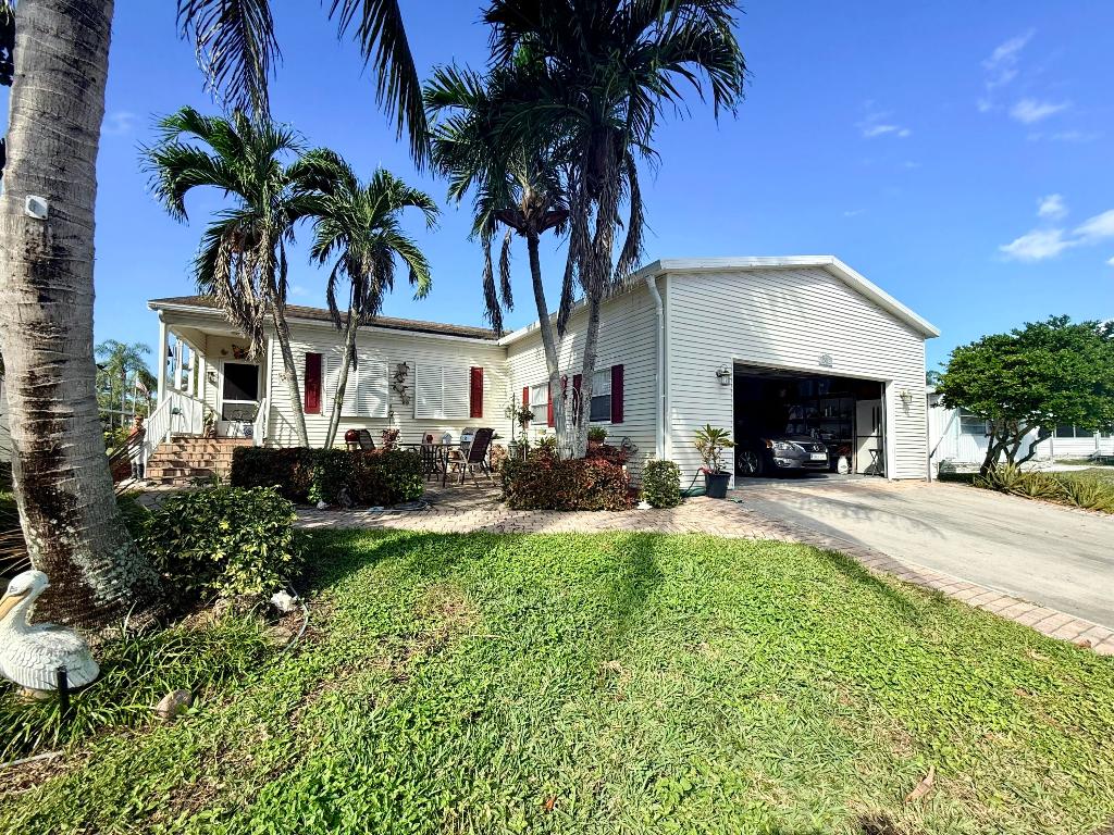 Maralago Cay - Residential