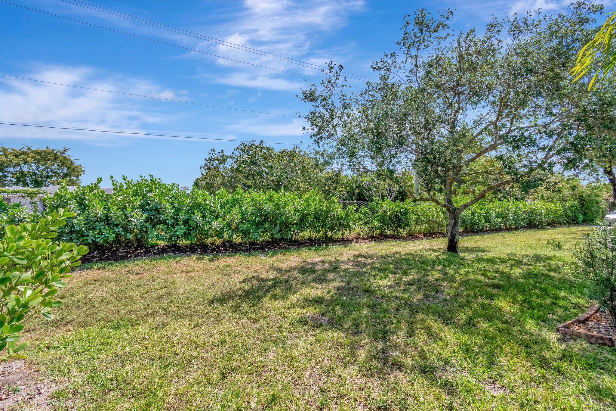 HIGH POINT OF DELRAY SEC 6 CONDO - Residential