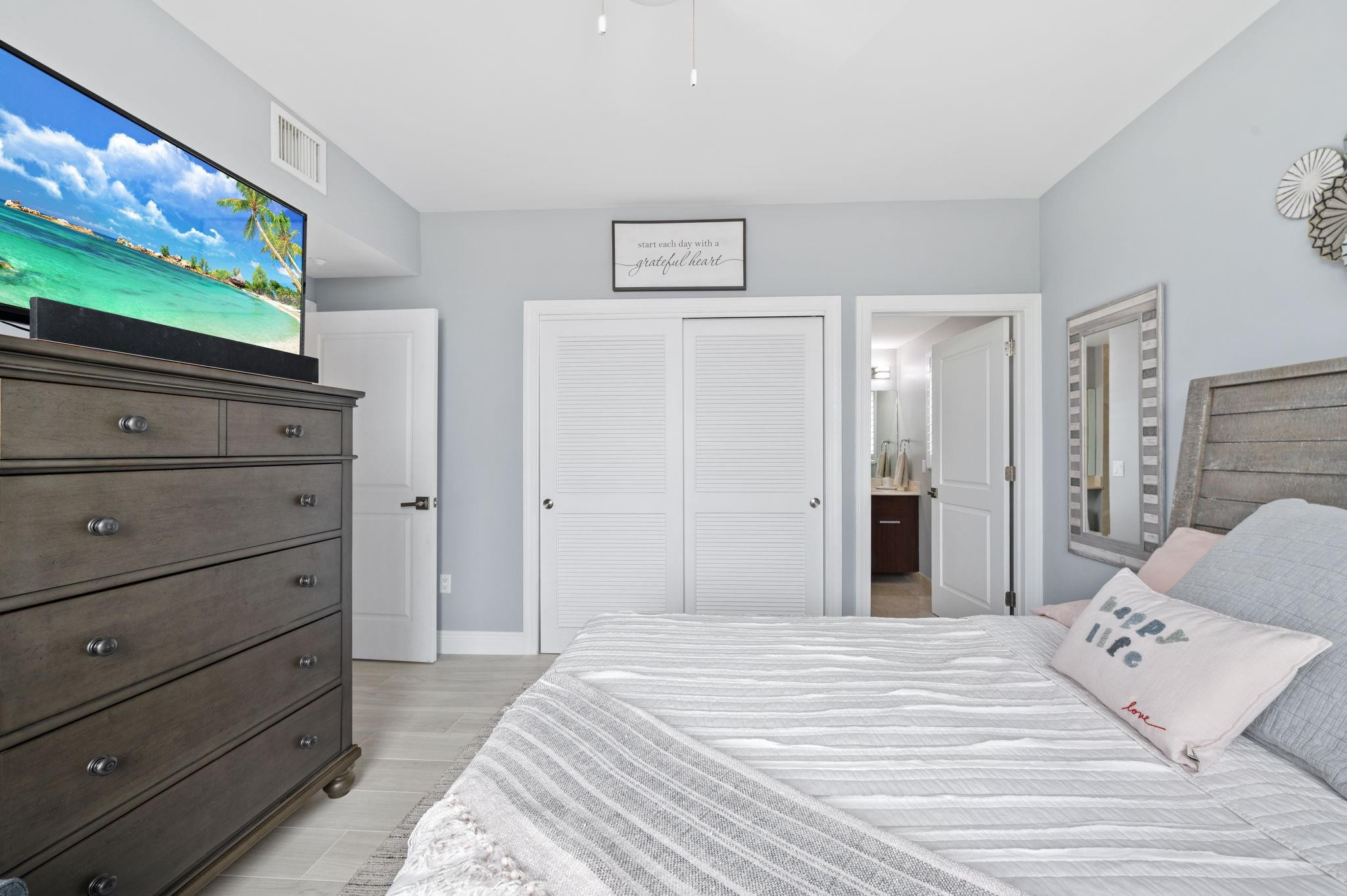 LANDINGS AT LAS OLAS - Residential