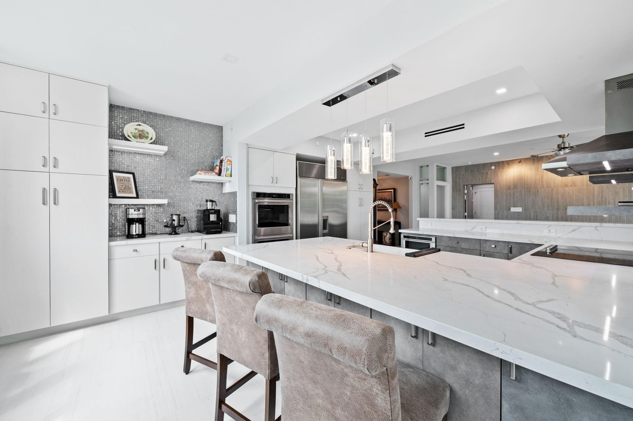 LANDINGS AT LAS OLAS - Residential