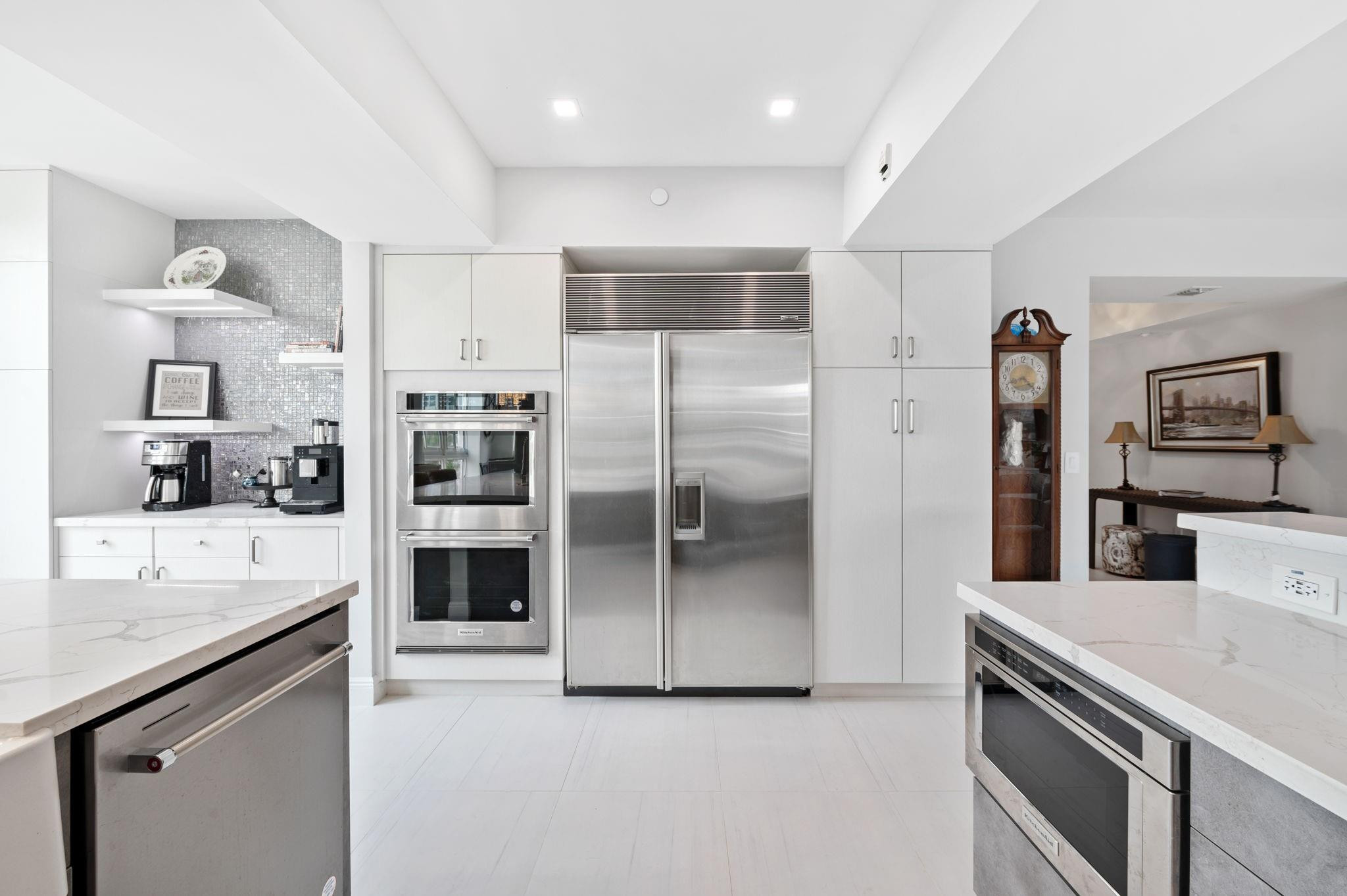 LANDINGS AT LAS OLAS - Residential