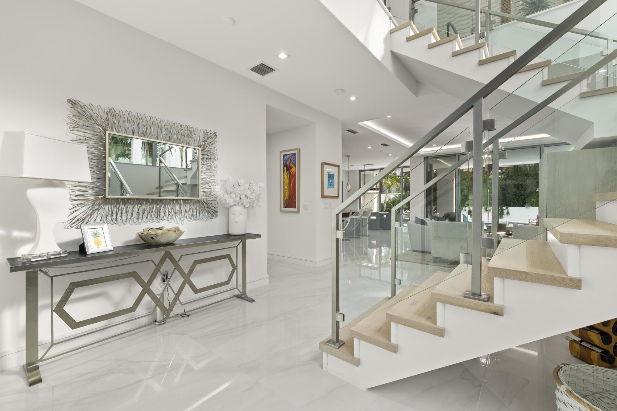 402 Ocean One Lane