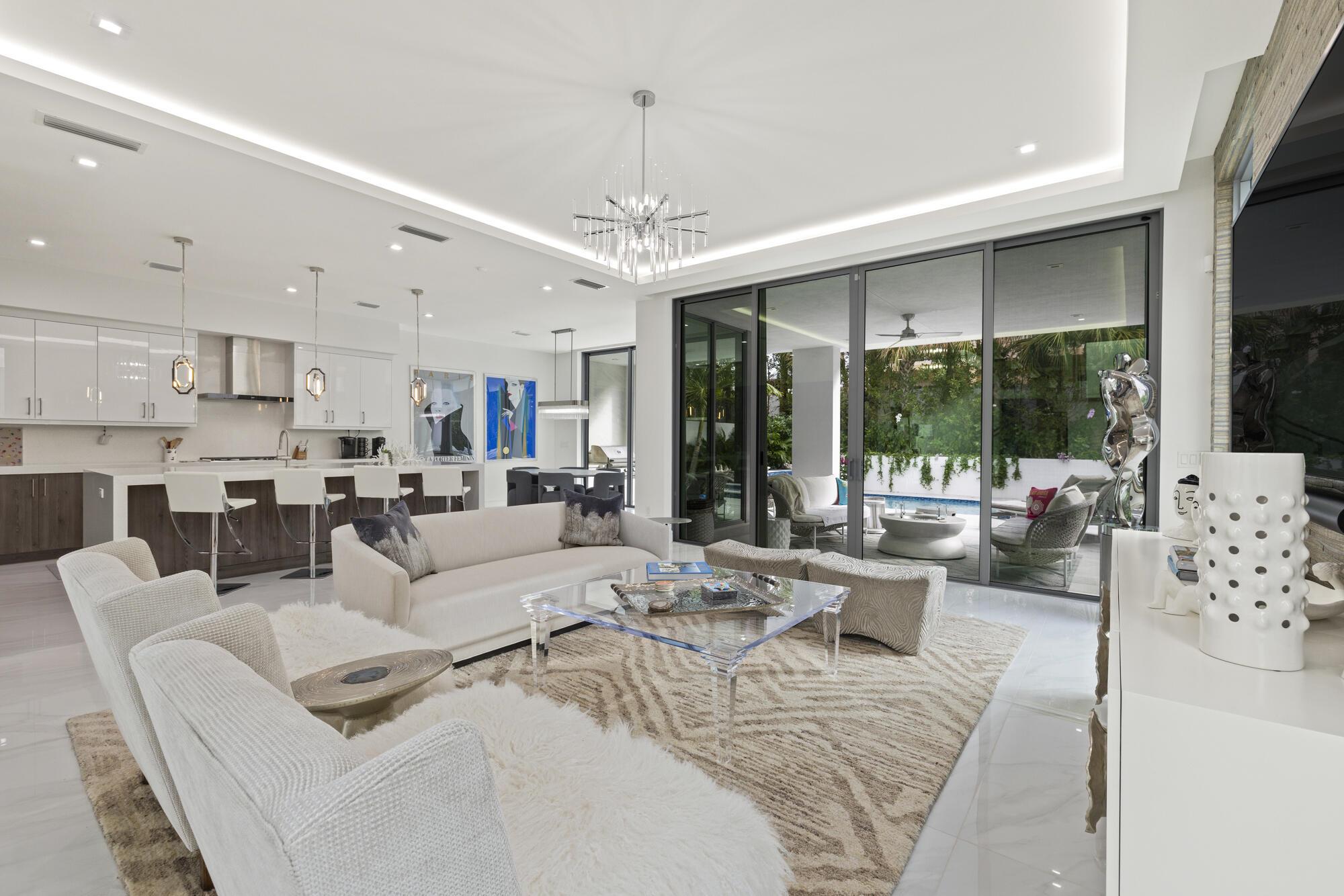 402 Ocean One Lane