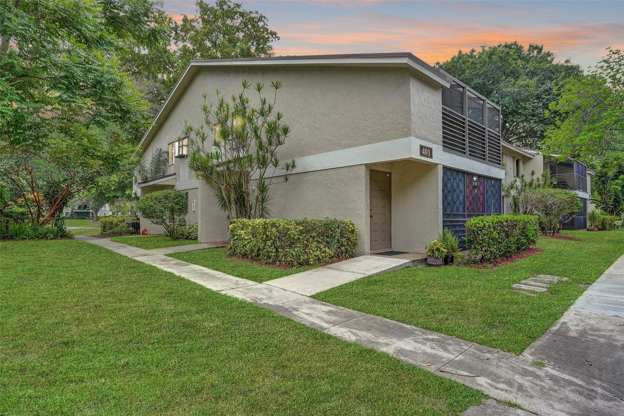 401 Gardens Dr 203