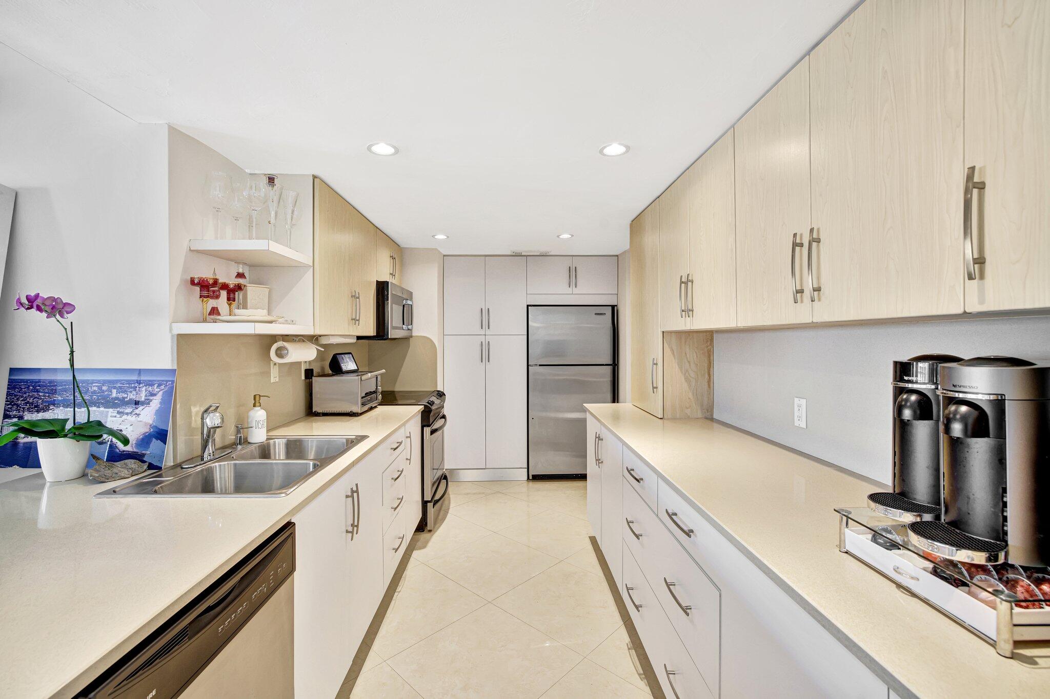 SKY HARBOUR EAST CONDO - Residential