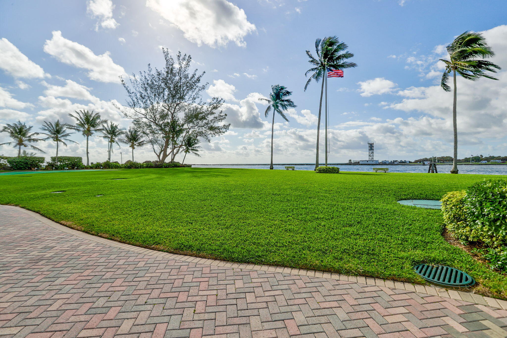 SKY HARBOUR EAST CONDO - Residential