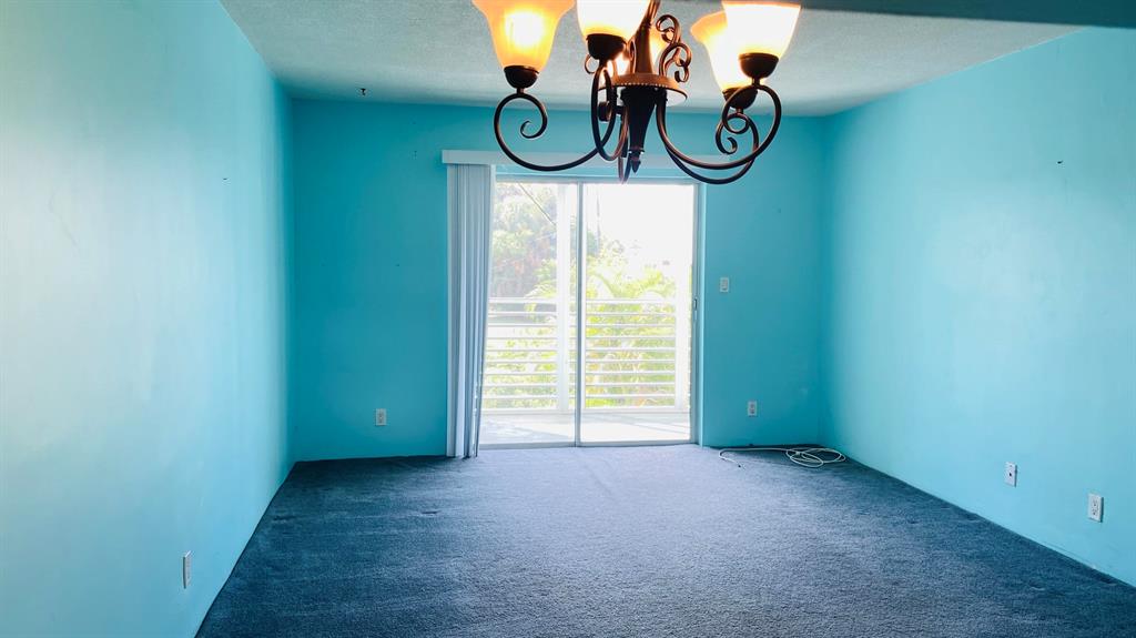 LAKE CLARKE GARDENS CONDO 17 - Residential