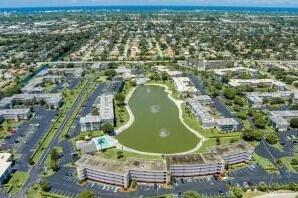 LAKE CLARKE GARDENS CONDO 17 - Residential